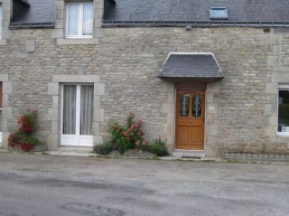 Good size longere farmhouse with spacious accommodation, 132,500.00 €, Guegon, Morbihan, 56120