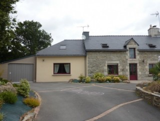 Fully converted longere farmhouse, 219,500.00 €, Ruffiac, Morbihan, 56140