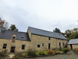 Lovely detached farmhouse plus gite, plus covered swimming pool in 1.2hect land, 340,000.00 €, Guegon, Morbihan, 56120