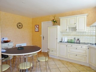 Beautiful detached traditional stone cottage situated in a quiet hamlet, 156,000.00 €, Mohon, Morbihan, 56490