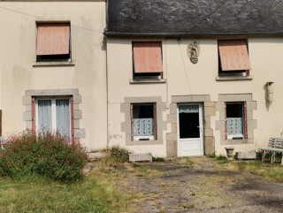 Houses for sale - 5 rooms - 104 m2 - LA CROIX HELLEAN - (56120), 79,550.00 €, La Croix-hellean, Morbihan, 56120