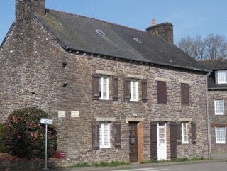 Houses for sale - 5 rooms - 110 m2 - BEIGNON - (56380), 120,000.00 €, Beignon, Morbihan, 56380