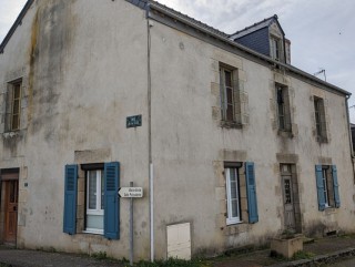 Houses for sale - 5 rooms - 113 m2 - FORGES DE LANOUEE - (56120), 137,800.00 €, Les Forges, Morbihan, 56120