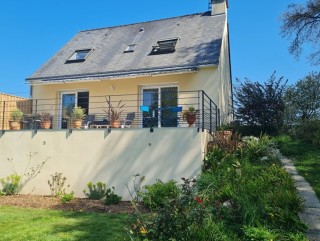Houses for sale - 6 rooms - 102 m2 - PLOERMEL - (56800), 325,500.00 €, Ploermel, Morbihan, 56800