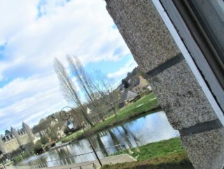 Substantial and bright town house facing the Nantes to Brest canal, 145,600.00 €, Josselin, Morbihan, 56120