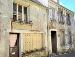 Village house, 2 properties merged to 1, renovation started but still to finish, 65,000.00 €, La Trinite Porhoet, Morbihan, 56490