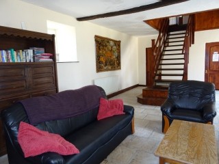 Detached, 4 bedroomed, traditional longere, 85,000.00 €, Moustoir-remungol, Morbihan, 56500