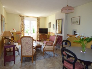 Houses for sale - 12 rooms - 259 m2 - MALESTROIT - (56140), 332,325.00 €, Malestroit, Morbihan, 56140