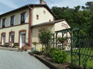 Former railway station which has been recently converted, 253,000.00 €, Loyat, Morbihan, 56800