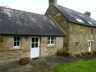 Charming property featuring a main house plus separate gite, 127,200.00 €, Taupont, Morbihan, 56800