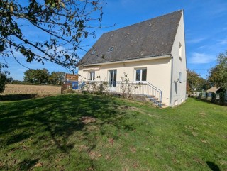 Houses for sale - 6 rooms - 136 m2 - PLEUCADEUC - (56140), 295,400.00 €, Morbihan, Morbihan, 56140