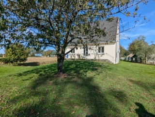 Houses for sale - 6 rooms - 136 m2 - PLEUCADEUC - (56140), 295,400.00 €, Morbihan, Morbihan, 56140